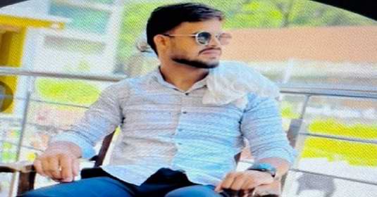 मेरठ में रिटायर्ड होमगार्ड के बेटे की गर्दन काटकर हत्या, दुकान में कुर्सी रखने को लेकर हुआ था विवाद