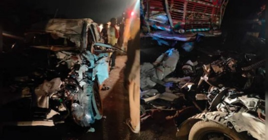 बाराबंकी में भयानक सड़क हादसा; कार से टकराया ट्रक, महिला समेत छह लोगों की मौत, दो गंभीर रूप से घायल